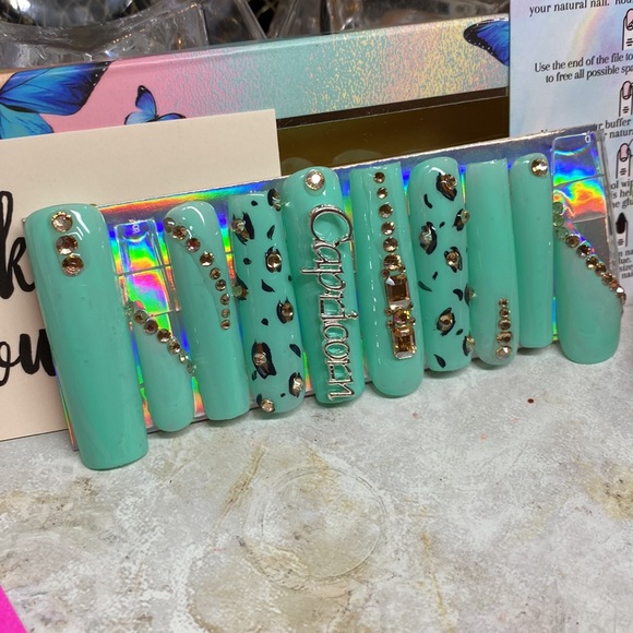XL Teal Capricorn ♑️ Press-On Nails 🌸 - Picture 4 of 5